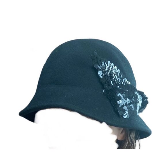 Vintage Callanan black wool cloche hat with sequin bow - Picture 1 of 5